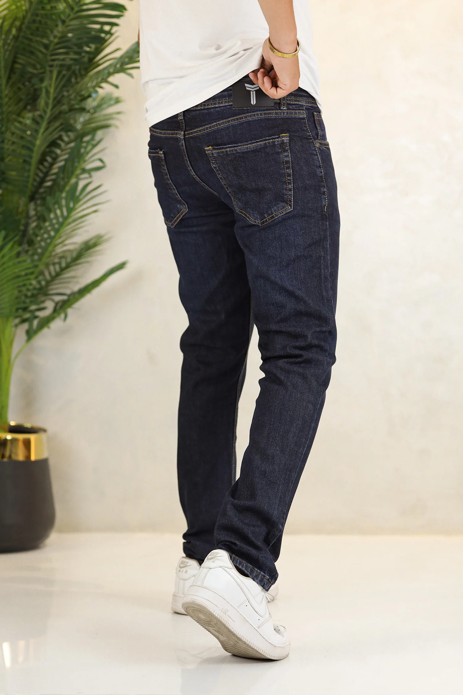 BEB-2_e27ce6c5-6933-487a-ad5c-0734ea397a5d